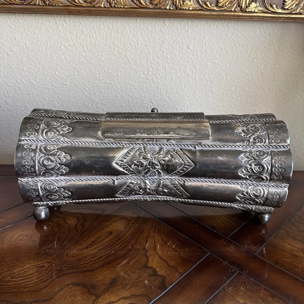 Antique VTG Barrel Shape Metal Box 16.5 Inch Footed Lidded Hammered‎ Ornate READ